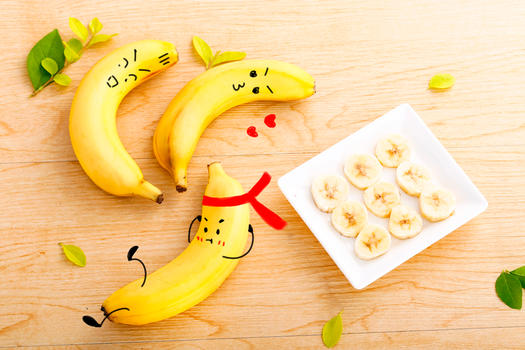 运动香蕉创意摄影插画图片素材免费下载