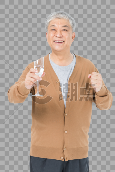 老年人高脚杯喝酒图片素材免费下载