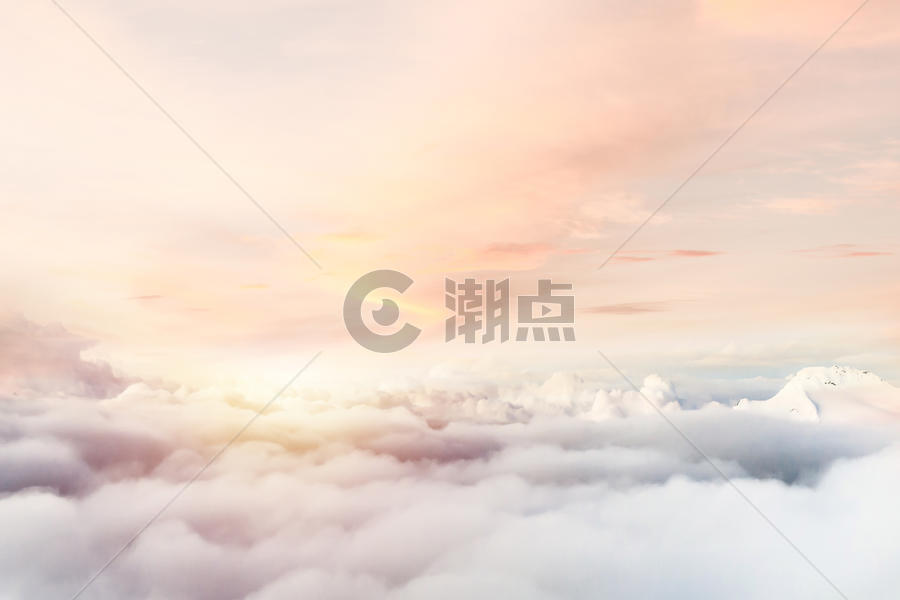 高空云端场景图片素材免费下载