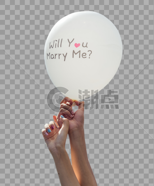 情侣手举求婚气球素材图片素材免费下载