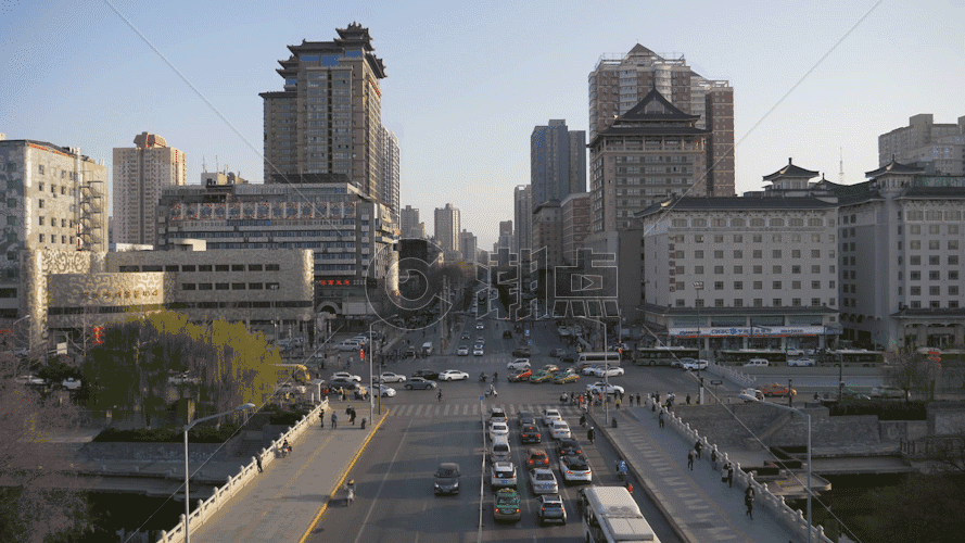 城市车辆穿梭GIF图片素材免费下载