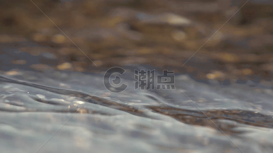 小溪平静水面GIF图片素材免费下载