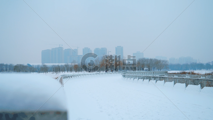 冬天雪景GIF图片素材免费下载