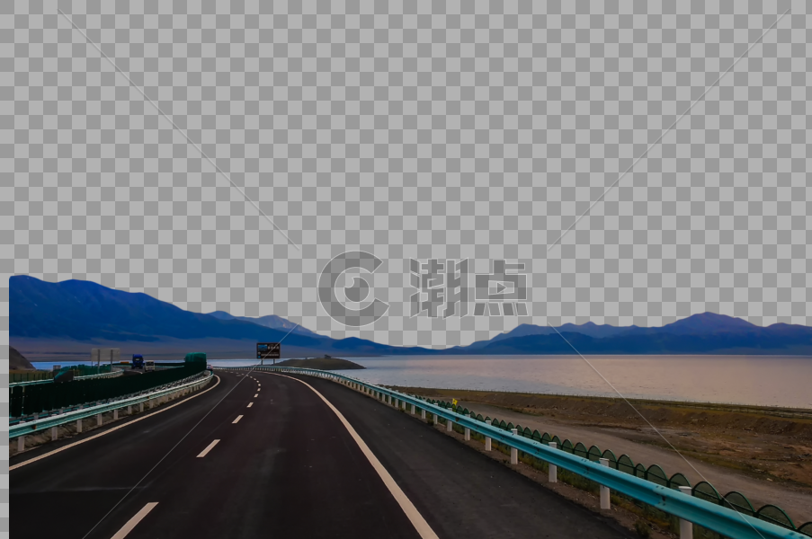 新疆高速路赛里木湖图片素材免费下载