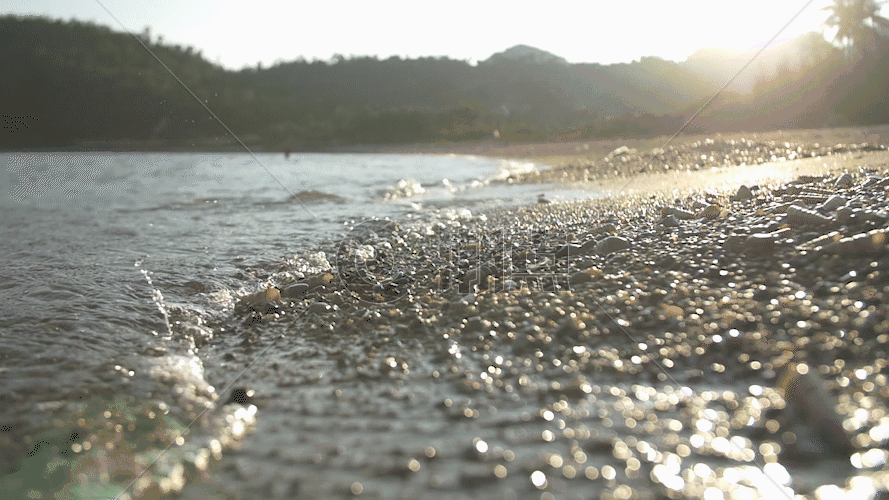 海水冲击沙滩GIF图片素材免费下载
