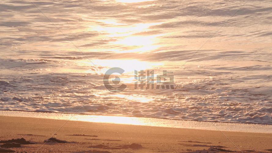 太阳升起平静的海洋海浪海滩沙滩GIF图片素材免费下载