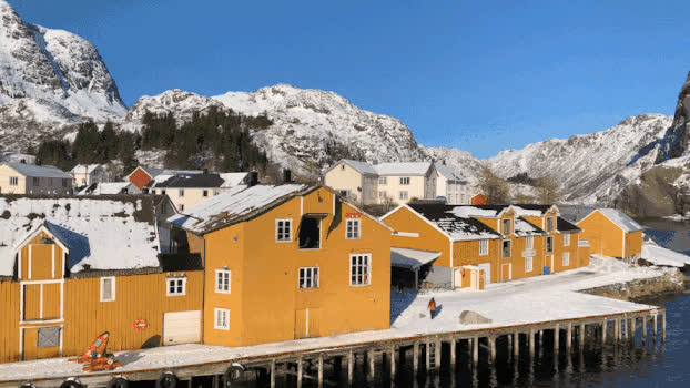 北欧挪威罗弗敦群岛渔村GIF图片素材免费下载