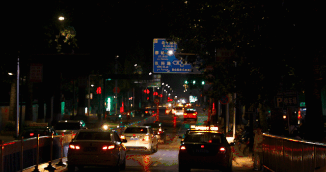 夜晚的街道4K超清GIF图片素材免费下载