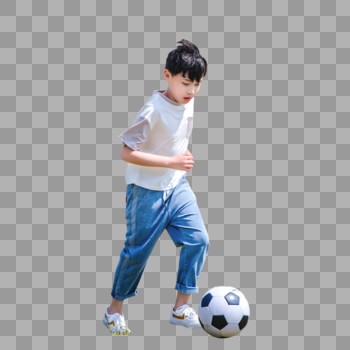 小学生操场踢足球图片素材免费下载