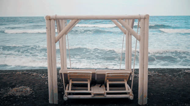 海浪冲击沙滩小秋GIF图片素材免费下载