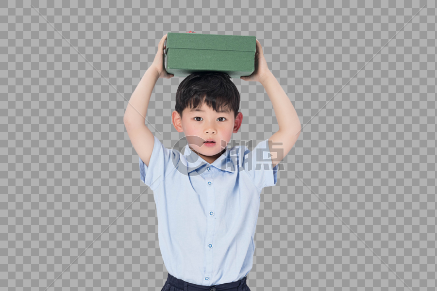 头顶礼物盒的男孩图片素材免费下载