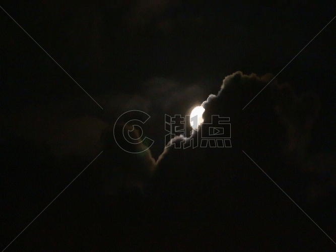 乌云渐渐遮住月亮实拍GIF图片素材免费下载