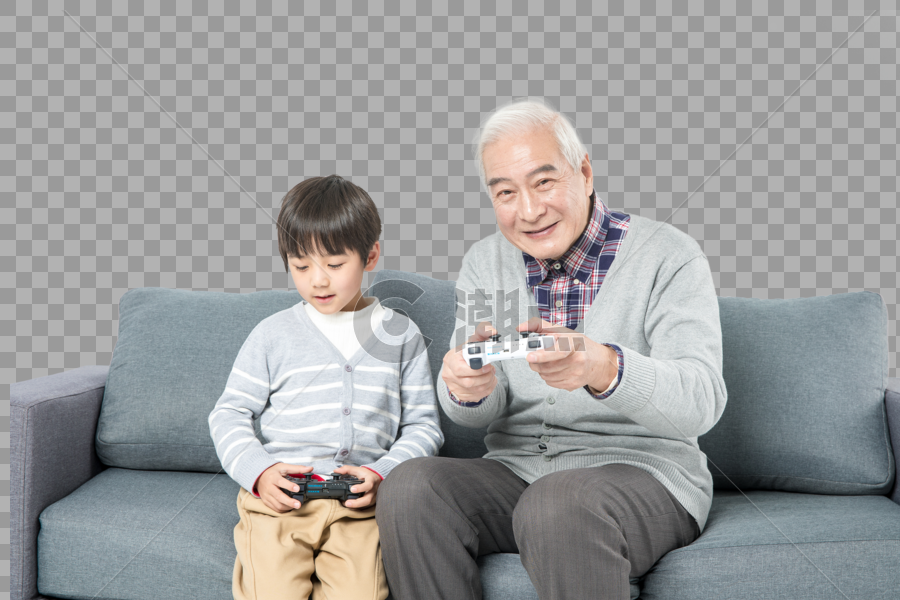 爷孙俩在沙发上打游戏图片素材免费下载