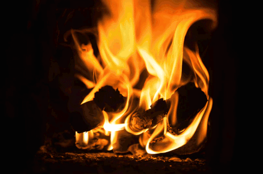 燃烧的柴火gif图片素材免费下载