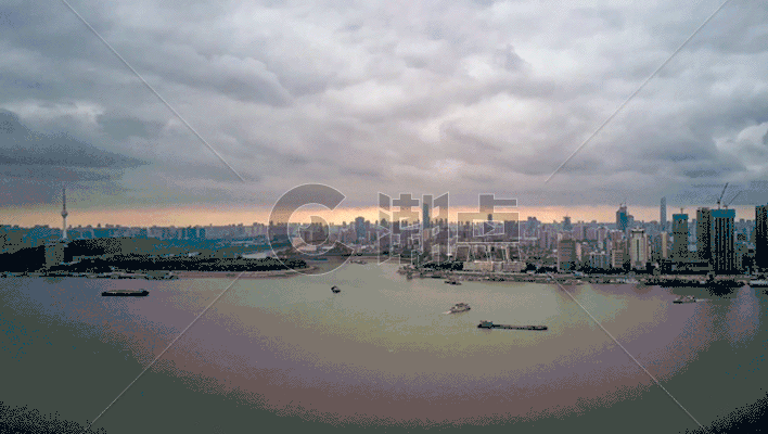 暴风雨即将来临前夕的长江风光gif动图图片素材免费下载