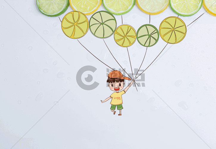 举着柠檬球的小孩gif图片素材免费下载