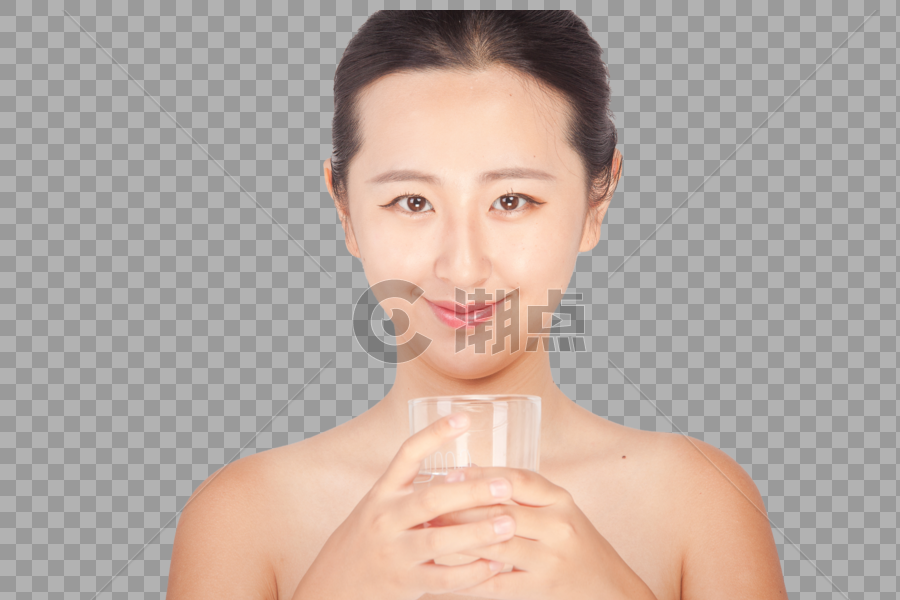 喝水的女孩图片素材免费下载