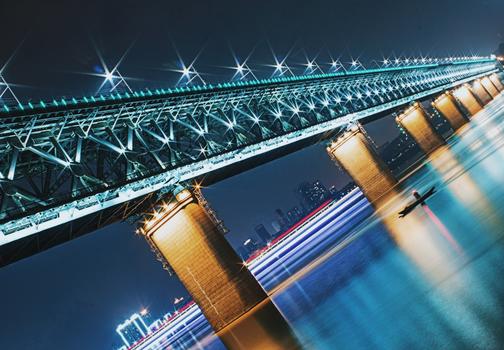 武汉长江大桥夜晚灯光全亮图片素材免费下载