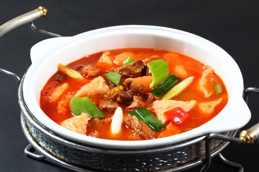 红汤牛肉豆腐饺图片素材免费下载