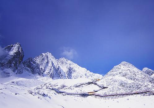 玉龙雪山图片素材免费下载
