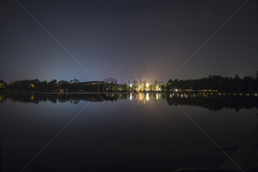 夜景湖水图片素材免费下载