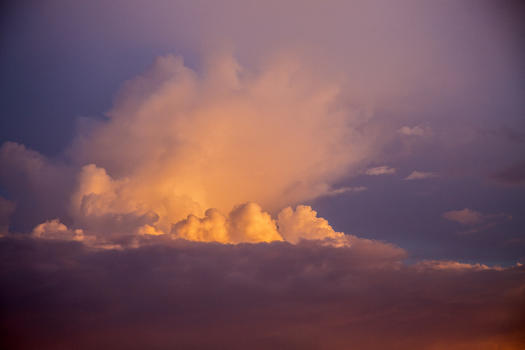 黄昏的云图片素材免费下载