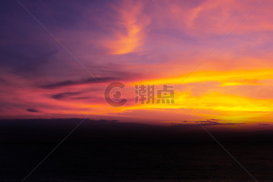 泰山顶上的日出图片素材免费下载