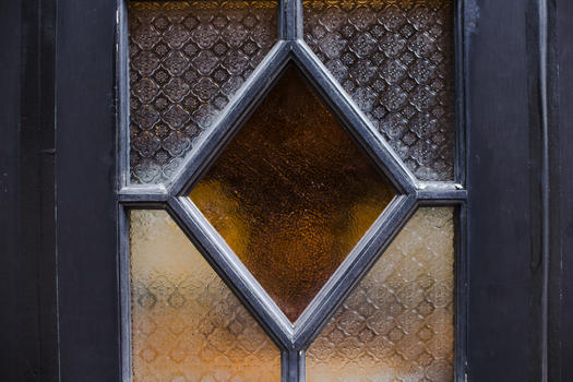 楼门木质玻璃结构特写图片素材免费下载
