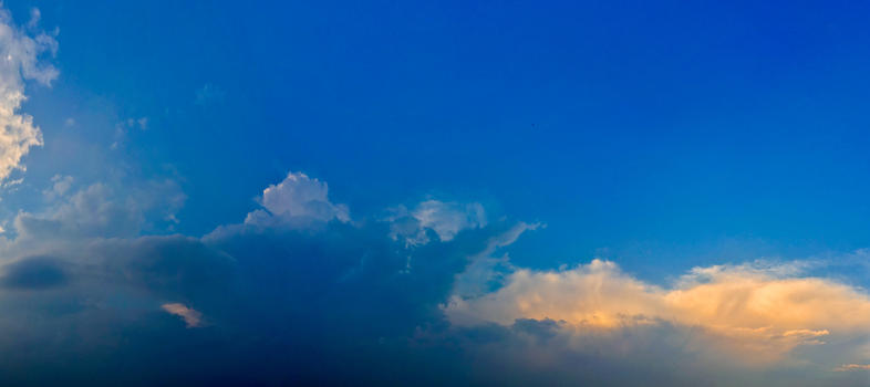 天空·蓝·云图片素材免费下载