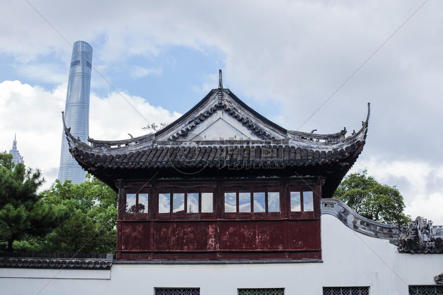 蓝天豫园上海中心大厦图片素材免费下载