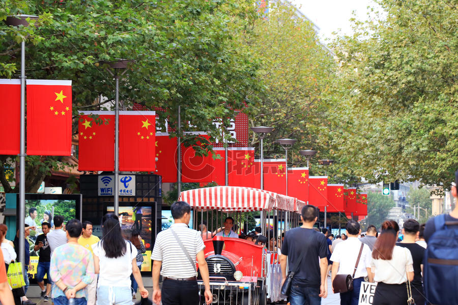 上海南京西路步行街图片素材免费下载