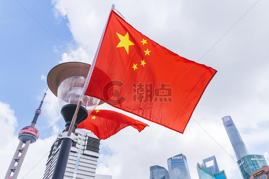 红旗国庆象征上海陆家嘴图片素材免费下载