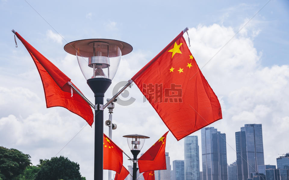 上海旅游景点红旗国庆象征图片素材免费下载