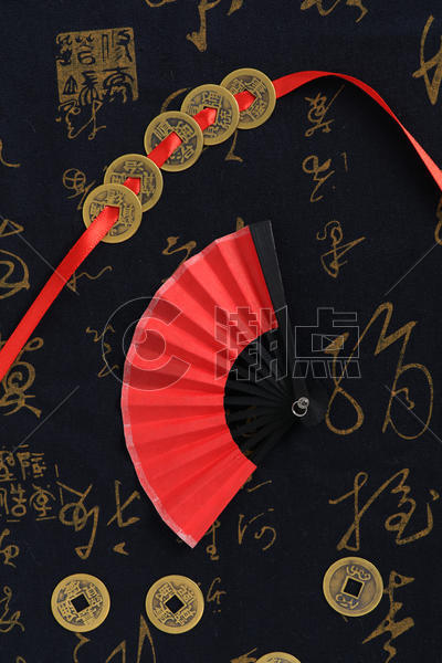 铜钱纸扇中国风元素组合图片素材免费下载