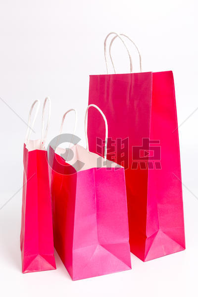 红色大小纸质购物袋图片素材免费下载