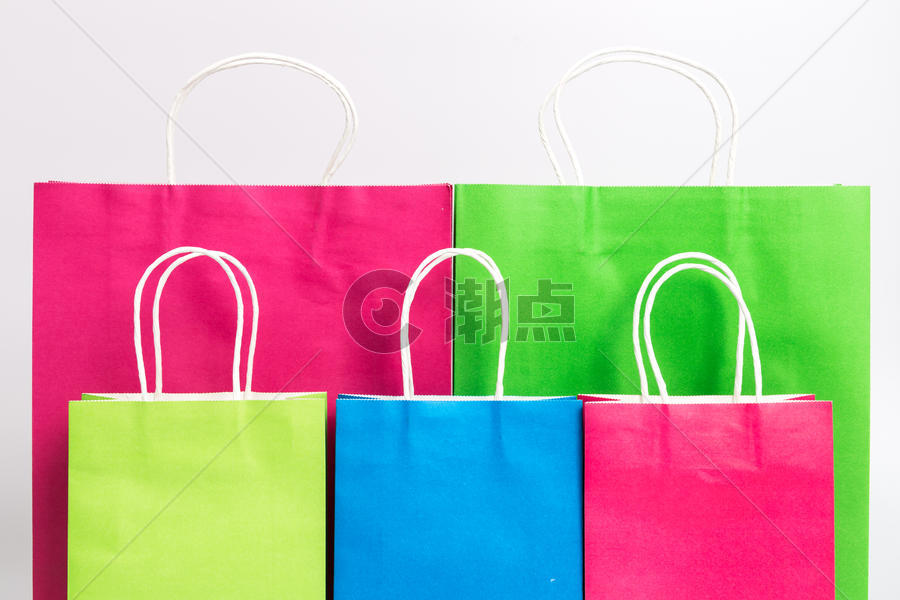 多种不同颜色大小购物袋图片素材免费下载