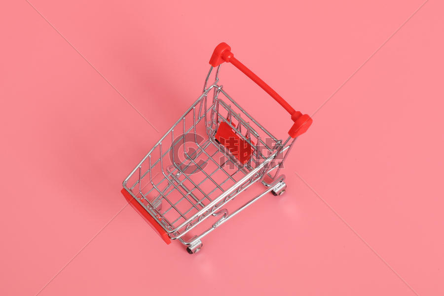 红色超市购物手推车图片素材免费下载