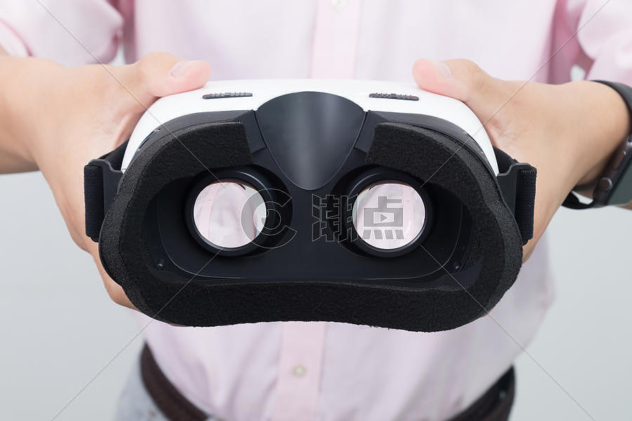 虚拟现实VR产品背面展示图片素材免费下载