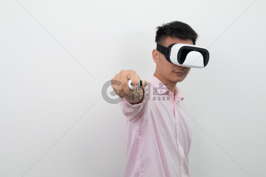 虚拟现实VR眼镜游戏体验图片素材免费下载
