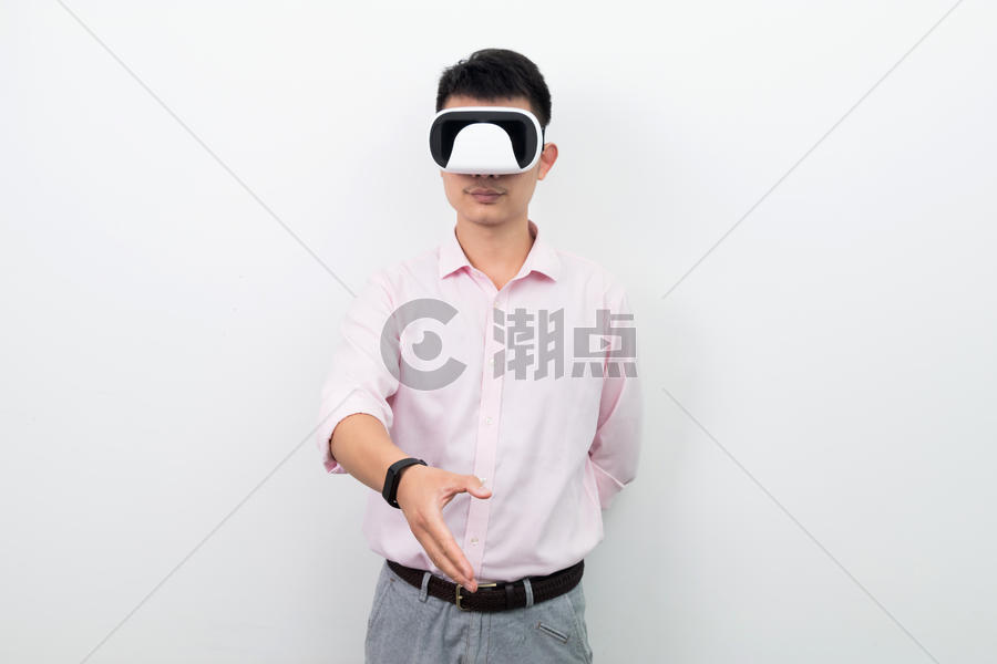 虚拟现实VR眼镜商务握手图片素材免费下载