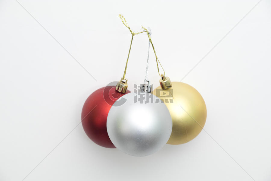 圣诞球装饰球白底拍摄图片素材免费下载