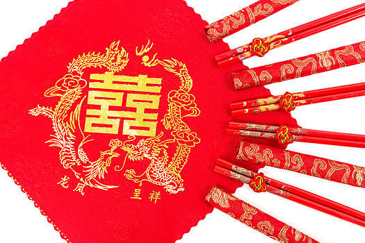 结婚嫁妆红布筷子背景图片素材免费下载