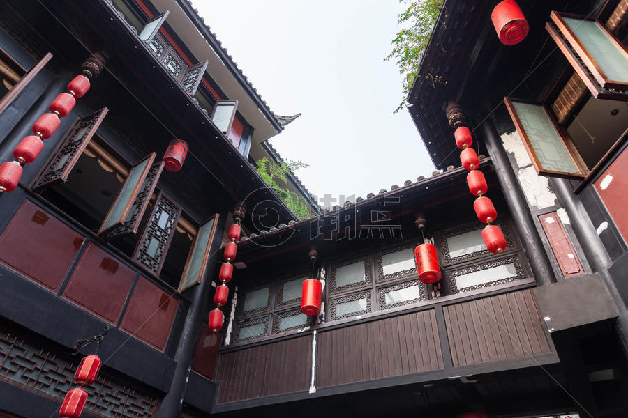 中国风古建筑红灯笼图片素材免费下载