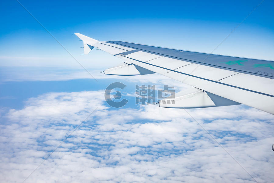 空中机翼天空背景图片素材免费下载