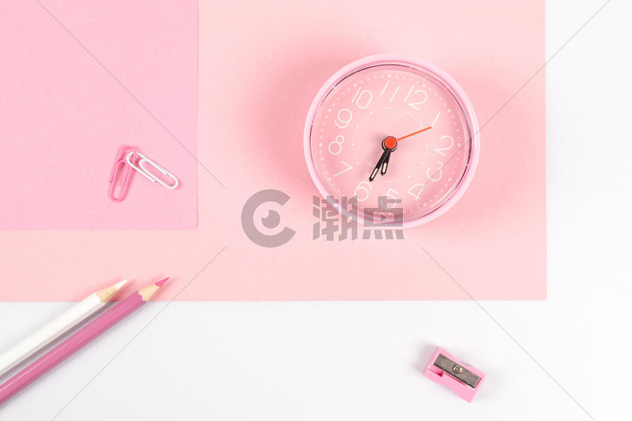 小清新粉色闹钟元素桌面图片素材免费下载