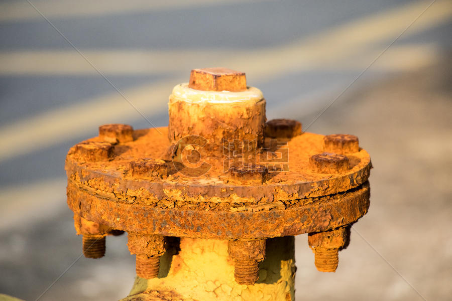生锈的复古水管消防栓图片素材免费下载