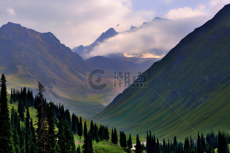 新疆北疆自然风光图片素材免费下载