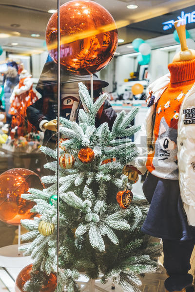 商场欢乐的圣诞节图片素材免费下载
