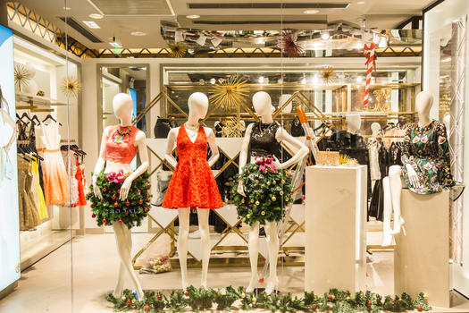 商场圣诞女装橱窗装扮图片素材免费下载