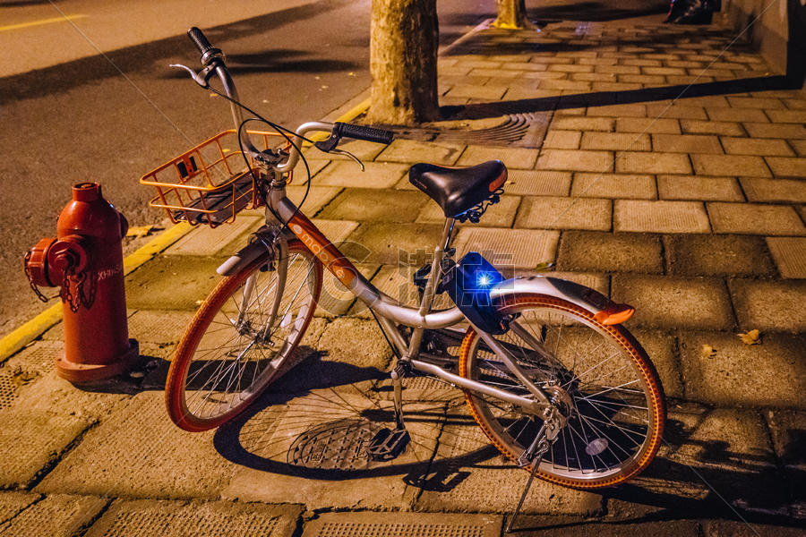自行车夜景静止拍摄图片素材免费下载
